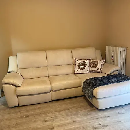 Agnes House * Cagliari